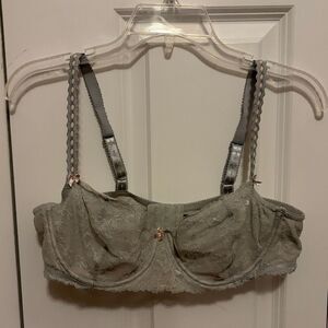 Felina Women's Size 40B Lace Bra